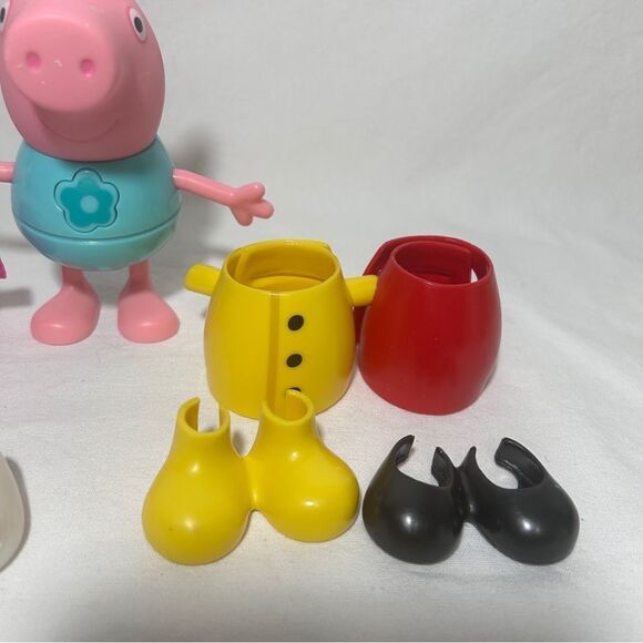 9 Pc Peppa Pig Talking Dress Up Doll and accessories - Picture 3 of 9